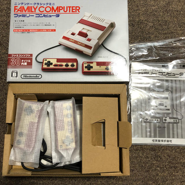 ファミリーコンピュータ(ファミリーコンピュータ)のファミコン ニンテンドークラシックミニ エンタメ/ホビーのゲームソフト/ゲーム機本体(家庭用ゲーム機本体)の商品写真