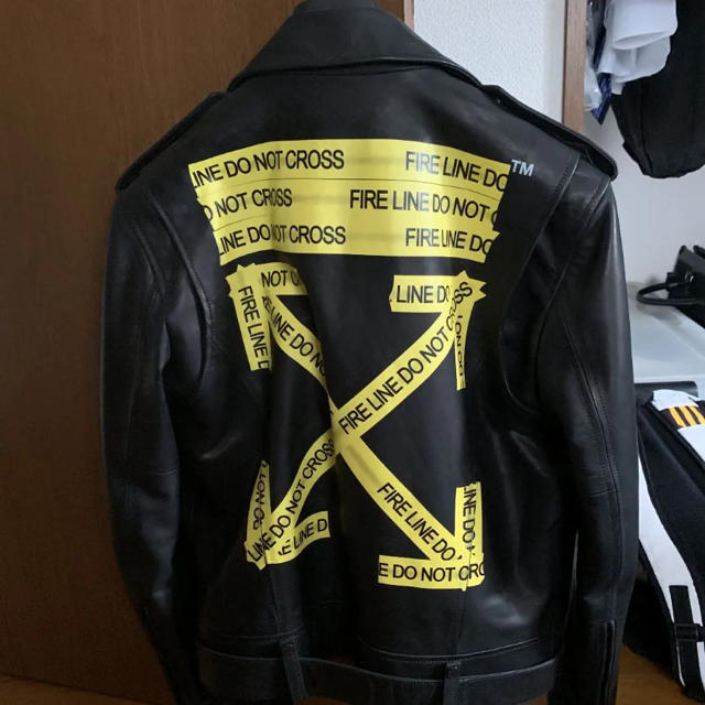 【訳あり】off-white バックバイアスカモフラミリタリージャケット