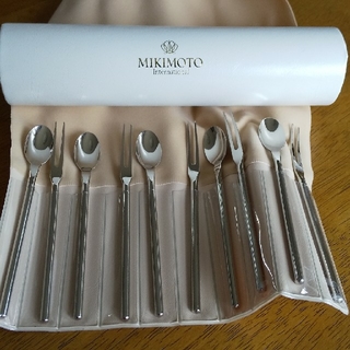 ミキモト(MIKIMOTO)の再値下げ(新品)MIKIMOTOカトラリーセットスプーン・フォーク各5本計10本(食器)