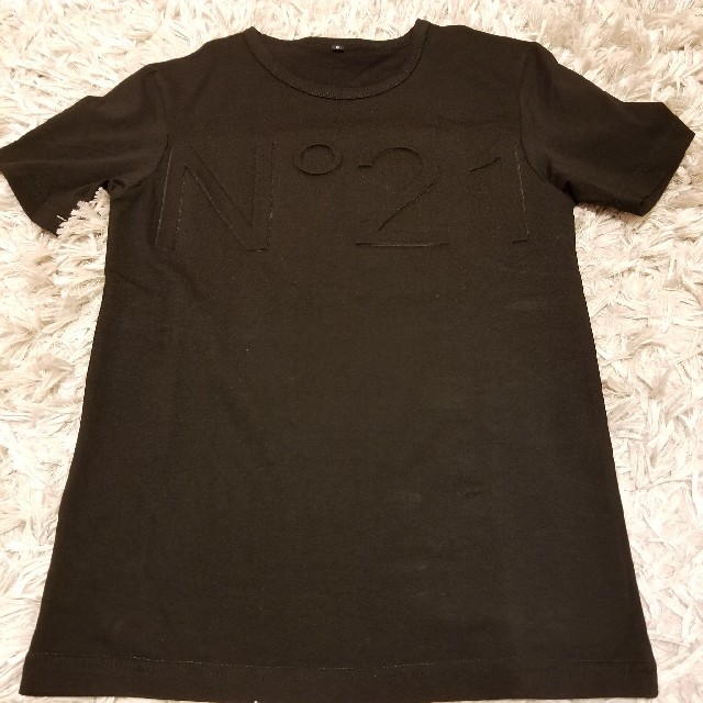 N°21(ヌメロヴェントゥーノ)のNo21　黒　Tシャツ レディースのトップス(Tシャツ(半袖/袖なし))の商品写真