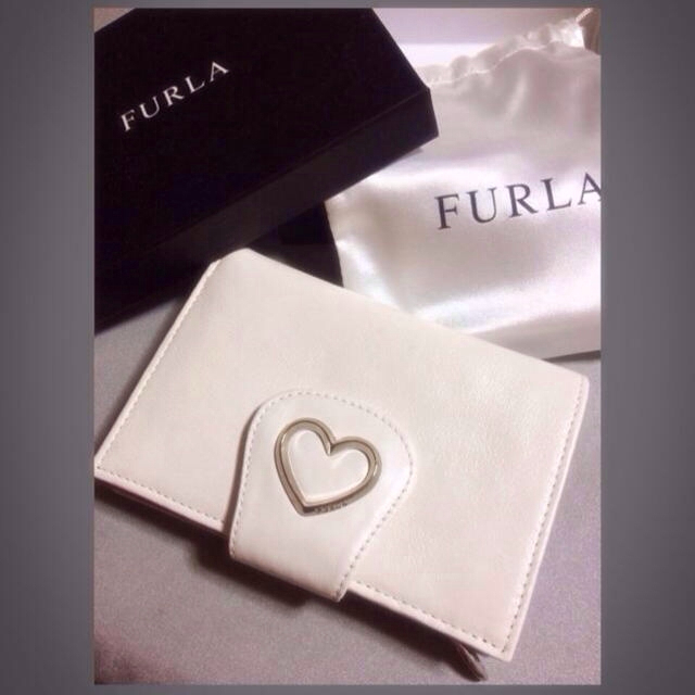 FURLA♡ハートお財布 モール割引