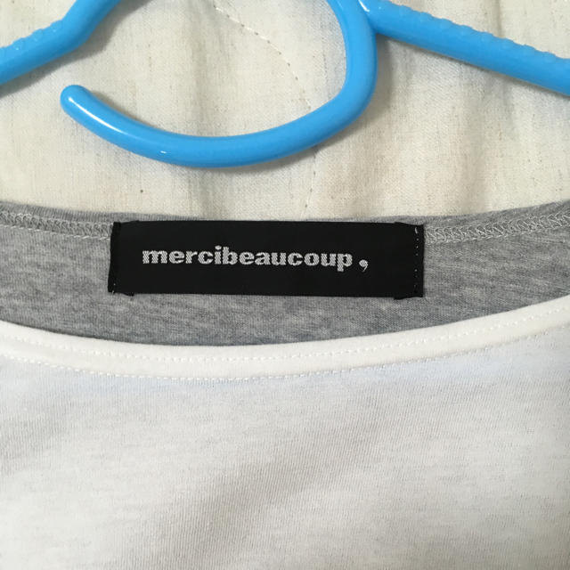 mercibeaucoup(メルシーボークー)の〇mercibeaucoup，〇サスペンダー風ドルマンTシャツ レディースのトップス(Tシャツ(半袖/袖なし))の商品写真