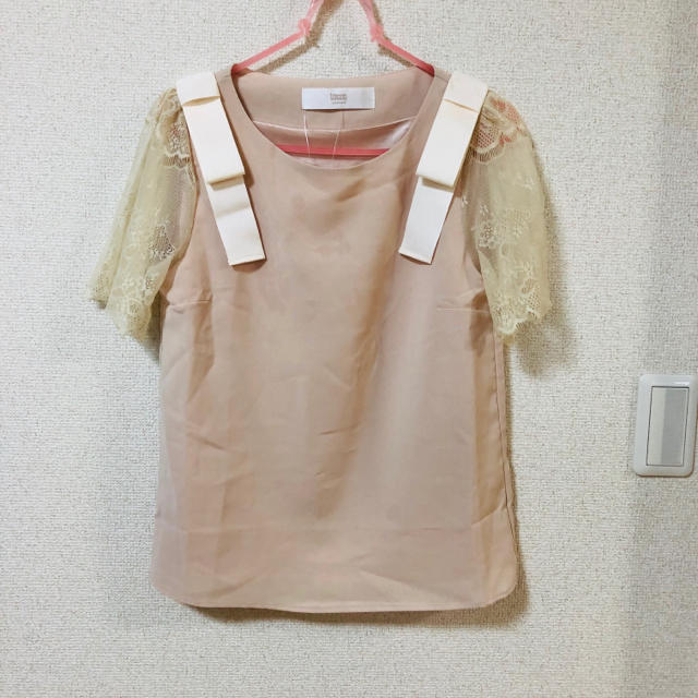 tocco(トッコ)のtocco♡肩リボンブラウス レディースのトップス(シャツ/ブラウス(半袖/袖なし))の商品写真