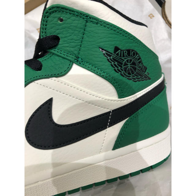 NIKE(ナイキ)のNIKE AIR JORDAN MID SE mid  メンズの靴/シューズ(スニーカー)の商品写真