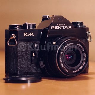 ペンタックス(PENTAX)のペンタックスKM黒+M35mmF2.8セット 整備実写確認済み(フィルムカメラ)