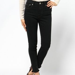 マウジー(moussy)のMOUSSY　iSKO EMOTION dyed BLACK SKINNY (デニム/ジーンズ)