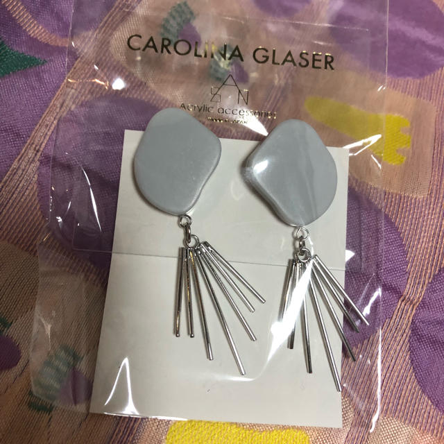 sAn  CAROLINA GLASERとコラボピアス