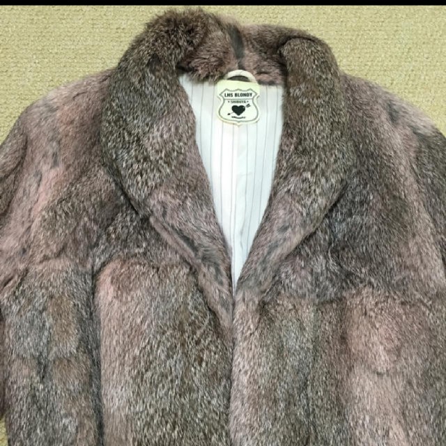 blondy(ブロンディ)のblondyファーコート レディースのジャケット/アウター(毛皮/ファーコート)の商品写真