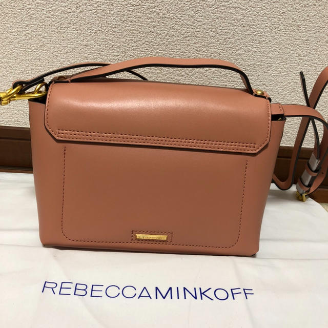 Rebecca Minkoff(レベッカミンコフ)の新品✨定価￥35.194円！レベッカミンコフの本革バッグ✨ レディースのバッグ(ショルダーバッグ)の商品写真