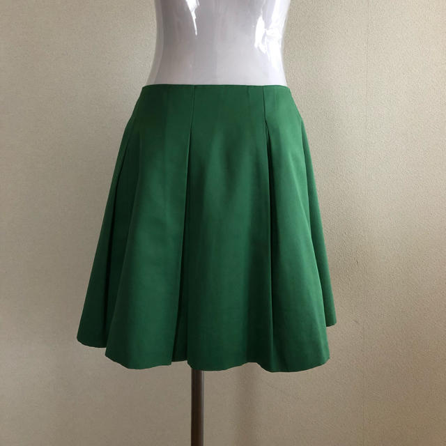 Spick & Span(スピックアンドスパン)の鮮やか緑スカート レディースのスカート(ミニスカート)の商品写真