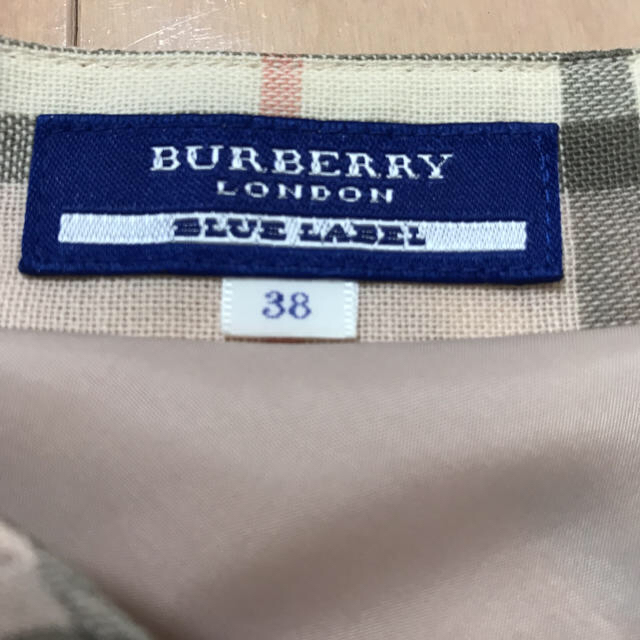 BURBERRY BLUE LABEL(バーバリーブルーレーベル)のバーバリーブルーレーベル＊ピンクチェックスカート レディースのスカート(ひざ丈スカート)の商品写真