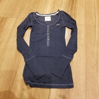 ホリスター(Hollister)のHOLLISTER　ロンT　紺　(Tシャツ(長袖/七分))