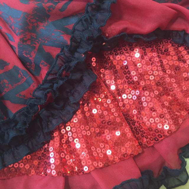 tutuHA(チュチュア)のtutuHA スカート 赤 レディースのスカート(ミニスカート)の商品写真