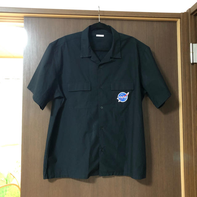 GU(ジーユー)のphychoii様専用 GU ★ NASA 半袖ビッグシャツ メンズのトップス(シャツ)の商品写真