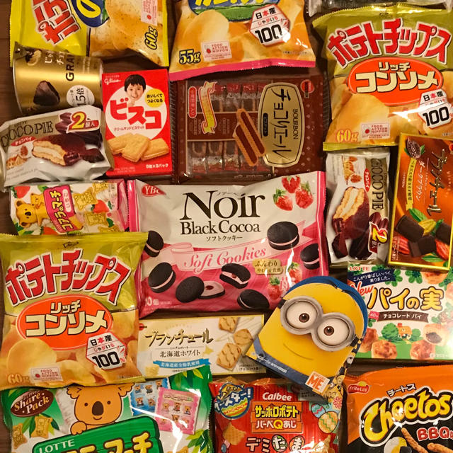 お菓子詰め合わせ 大量 食品/飲料/酒の食品(菓子/デザート)の商品写真