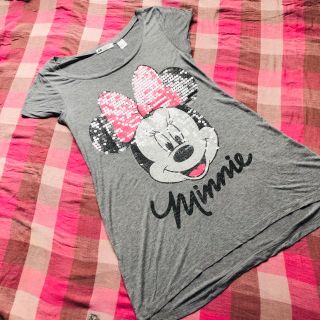 ディズニー(Disney)のH＆M☆ミニーTシャツ☆スパンコール☆オーバーサイズ(Tシャツ(半袖/袖なし))