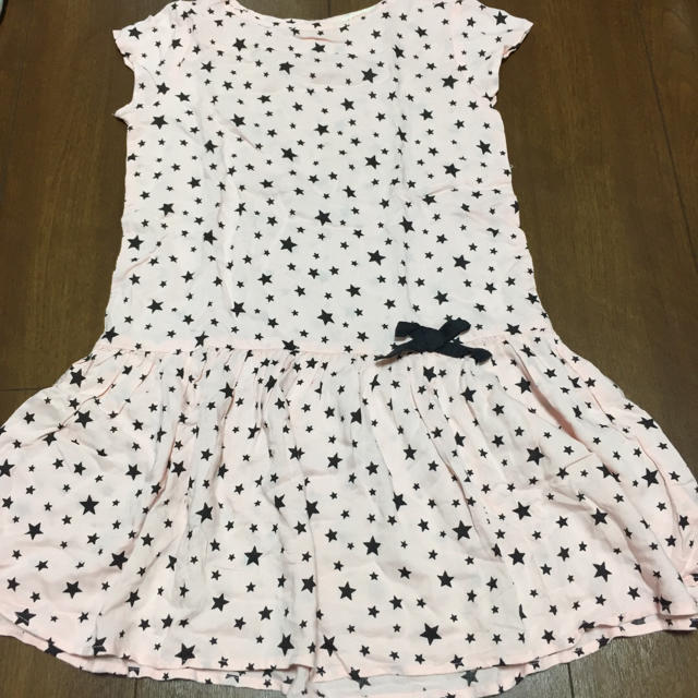 H&M(エイチアンドエム)のH&Mのワンピース キッズ/ベビー/マタニティのキッズ服女の子用(90cm~)(ワンピース)の商品写真