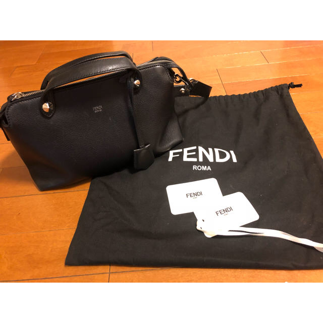 FENDI(フェンディ)の【FENDI】フェンディ確実正規品バイザウェイ 2way ショルダー  レディースのバッグ(ハンドバッグ)の商品写真