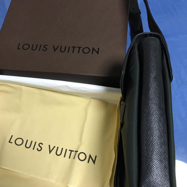 ≪超目玉☆12月≫ GWお値下げしました!ルイヴィトン 希少なヴェルニ