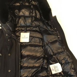 MONCLER - モンクレール 滝沢眞規子着用 ダウンの通販 by