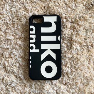 ニコアンド(niko and...)のしょこまんま様☆nicoand... iPhoneシリコンケース ブラック(iPhoneケース)