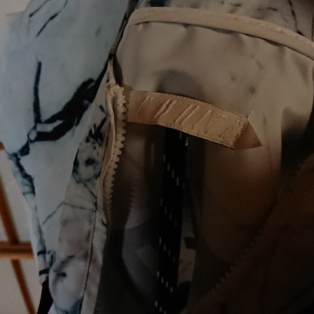 OFF-WHITE パーカーの通販 by 風7380's shop|オフホワイトならラクマ - Off-White 爆買い