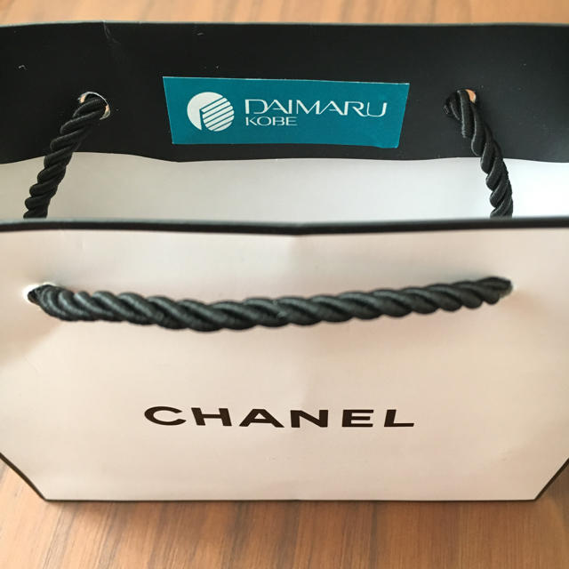 CHANEL(シャネル)のシャネル  マッサージュＶ かっさ コスメ/美容のスキンケア/基礎化粧品(フェイスローラー/小物)の商品写真