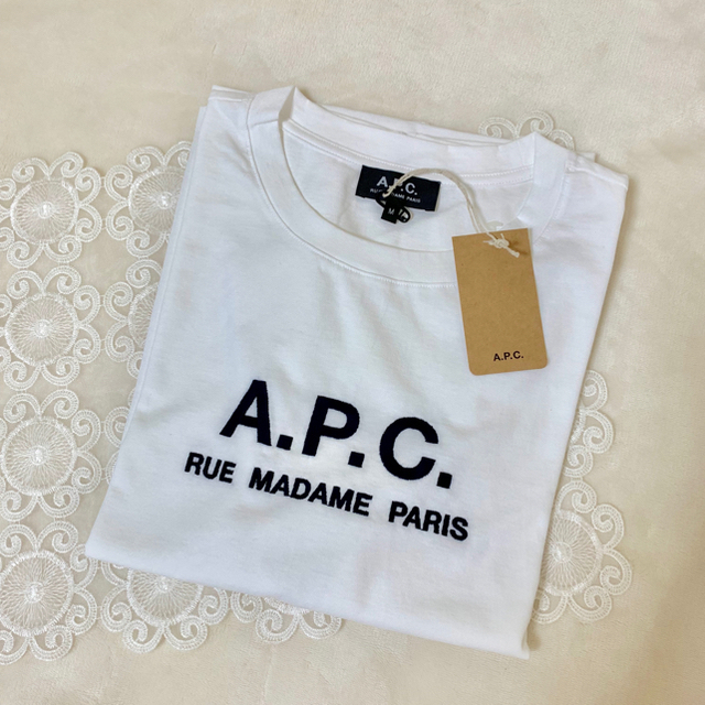 新品未使用 Mサイズ APC ロゴ刺繍 Tシャツ