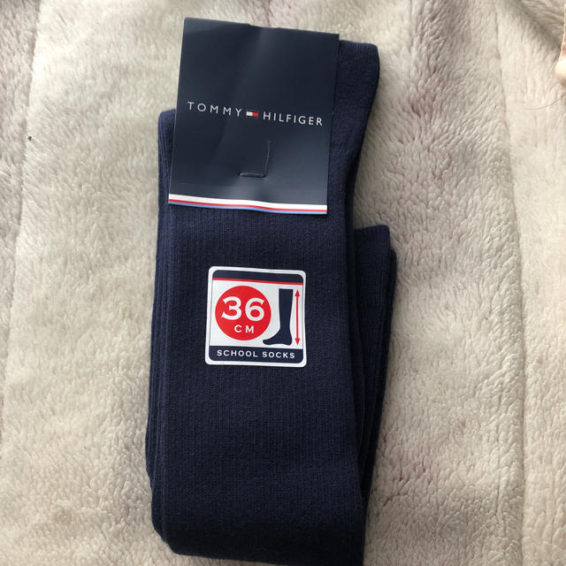 TOMMY HILFIGER(トミーヒルフィガー)のTommy スクールソックス 新品 レディースのレッグウェア(ソックス)の商品写真