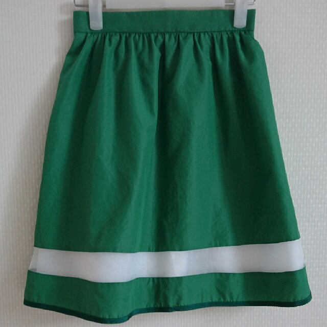 QUEENS COURT(クイーンズコート)の美品⭐クイーンズコート  スカート レディースのスカート(ひざ丈スカート)の商品写真