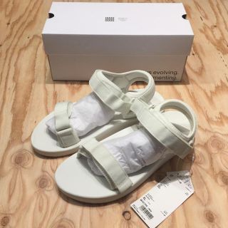 ユニクロ(UNIQLO)のUNIQLO サンダル ユニクロ 〜27cm white(サンダル)