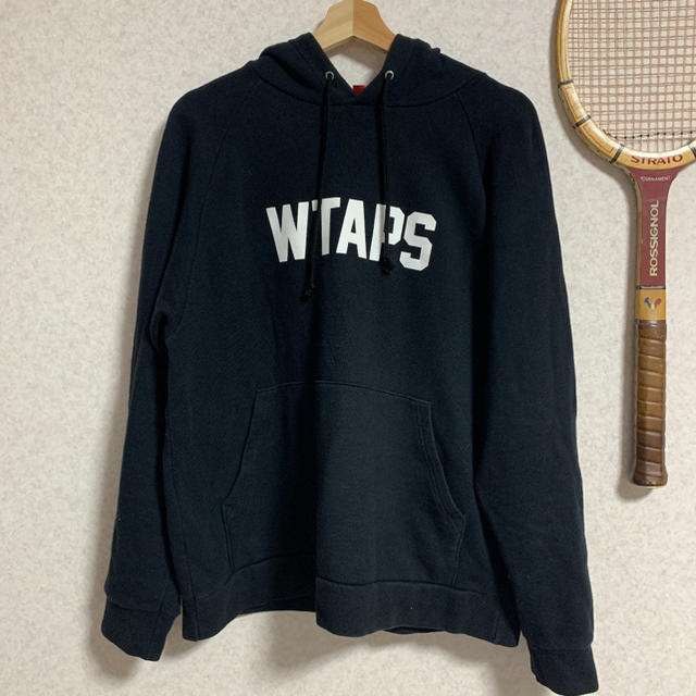 wtaps パーカー