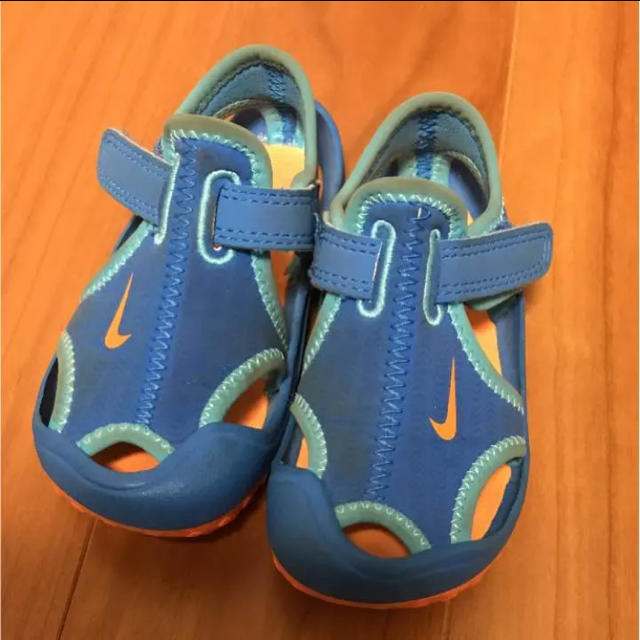 NIKE(ナイキ)のナイキ アクアソック キッズ/ベビー/マタニティのベビー靴/シューズ(~14cm)(サンダル)の商品写真