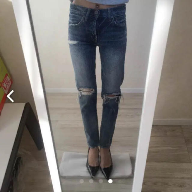新品入荷 moussy マウジー クラッシュ ダメージ デニム テーパード 23
