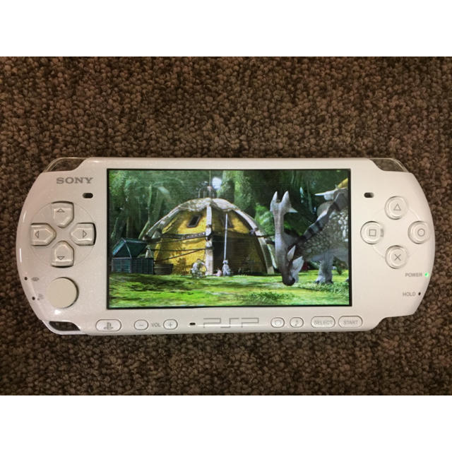 PlayStation Portable(プレイステーションポータブル)のSONY【PSP-3000】(モンスターハンター2付き) スマホ/家電/カメラのスマホ/家電/カメラ その他(その他)の商品写真