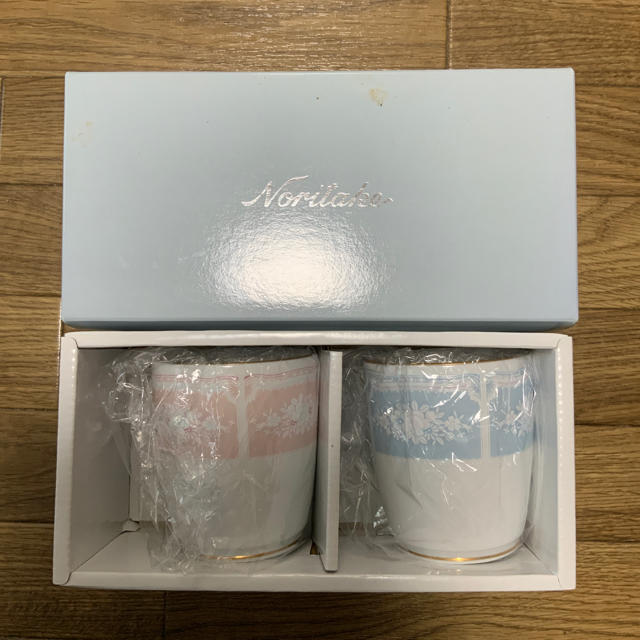 Noritake レースウッドゴールドマグカップペアセット