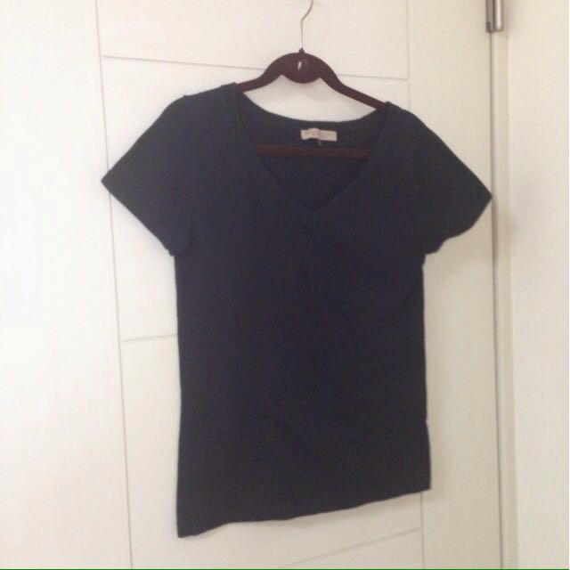 OFUON(オフオン)のCairo様専用☆2枚セット☆Tシャツ レディースのトップス(Tシャツ(半袖/袖なし))の商品写真