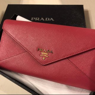 プラダ(PRADA)の【大幅値下げ！】PRADA/長財布/ピンク/サフィアーノレター(財布)