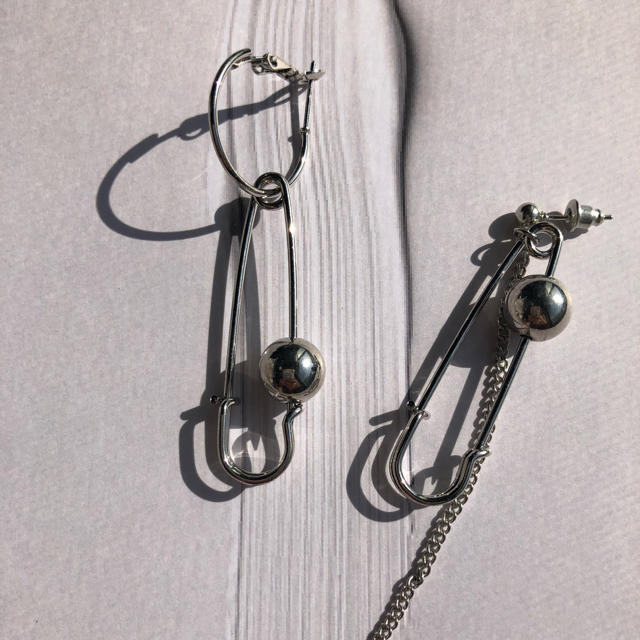 TOGA(トーガ)のPing design pierce silver レディースのアクセサリー(ピアス)の商品写真