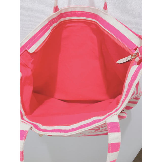 Victoria's Secret(ヴィクトリアズシークレット)のVictoria's secret カバン レディースのバッグ(トートバッグ)の商品写真