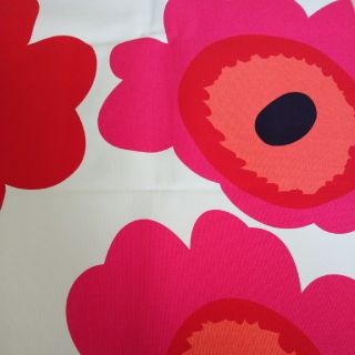 マリメッコ(marimekko)のmarimekko✻マリメッコ(キャンバス生地)　ウニッコ　レッド(生地/糸)