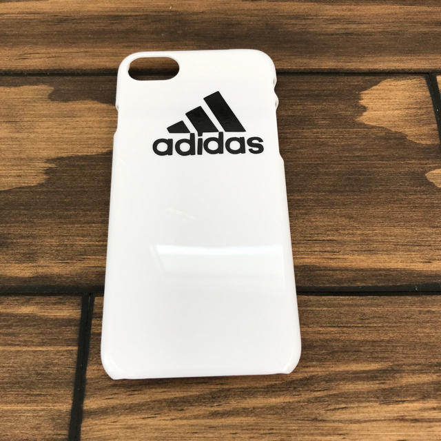 adidas(アディダス)のアディダス iPhone7 iPhone8ケース スマホ/家電/カメラのスマホアクセサリー(iPhoneケース)の商品写真