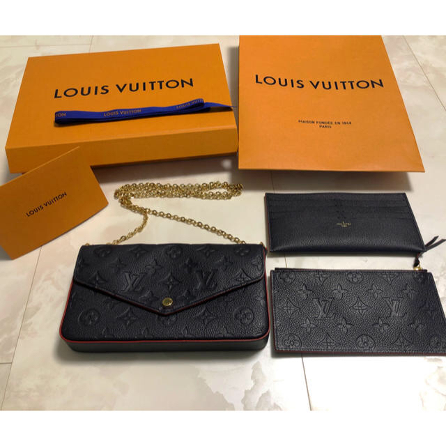 LOUIS VUITTON - VUITTON チェーンウォレット