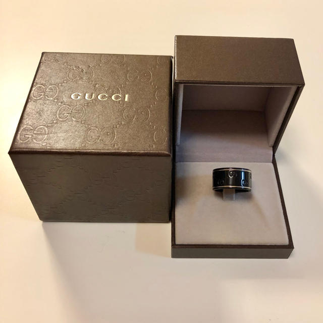 Gucci(グッチ)のGUCCI  グッチ アイコンリング ブラック ゴールド 20号 メンズのアクセサリー(リング(指輪))の商品写真