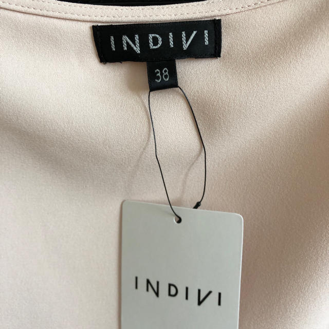 INDIVI(インディヴィ)のスリットブラウス レディースのトップス(シャツ/ブラウス(長袖/七分))の商品写真