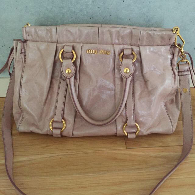 miumiu 2wayバッグトートバッグ