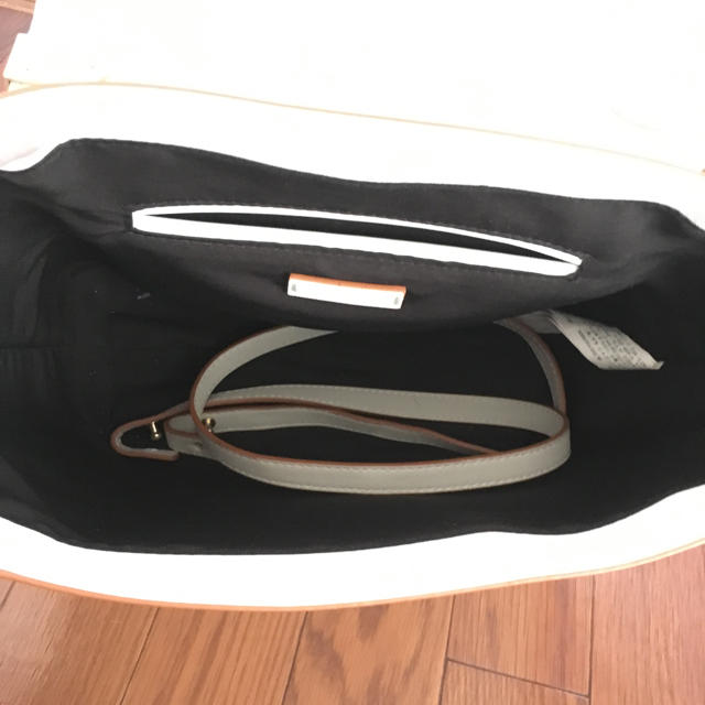 ZARA(ザラ)のZARA バッグ きのこ様専用 レディースのバッグ(ハンドバッグ)の商品写真