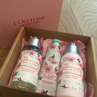 ロクシタン(L'OCCITANE)のロクシタンギフトセット(ハンドクリーム)