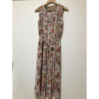 ローラアシュレイ(LAURA ASHLEY)のローラアシュレイ ワンピース ピンク花柄(ロングワンピース/マキシワンピース)