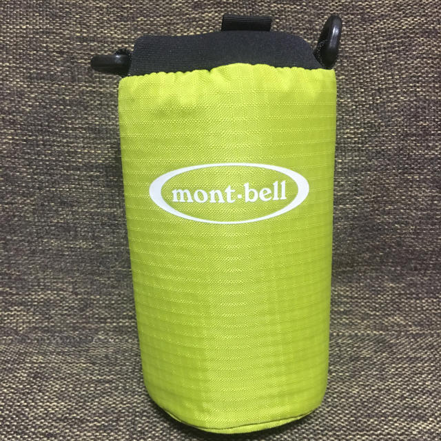 mont bell(モンベル)のmont-bell ペットボトルホルダー 0.5L 美品 インテリア/住まい/日用品の日用品/生活雑貨/旅行(日用品/生活雑貨)の商品写真